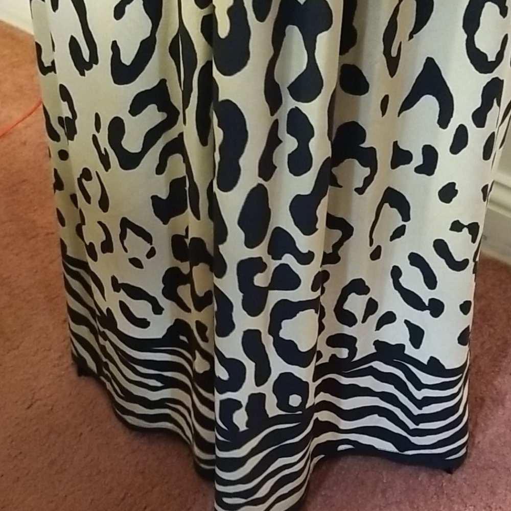 Woman's Sandra Darren dress size 10 - Picture 6 of 7